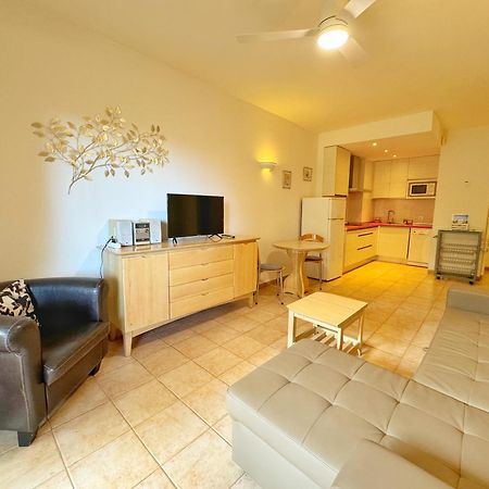797 Holiday Rentals- Precioso Piso Con Vistas Al Jardin En Benalbeach بينالماذينا المظهر الخارجي الصورة
