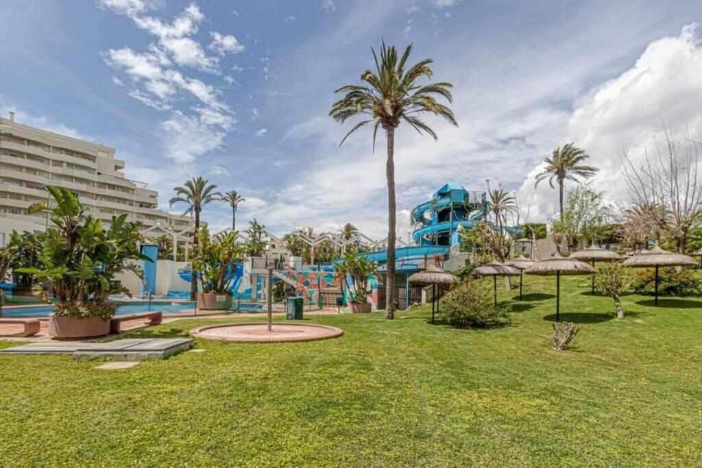 797 Holiday Rentals- Precioso Piso Con Vistas Al Jardin En Benalbeach بينالماذينا المظهر الخارجي الصورة