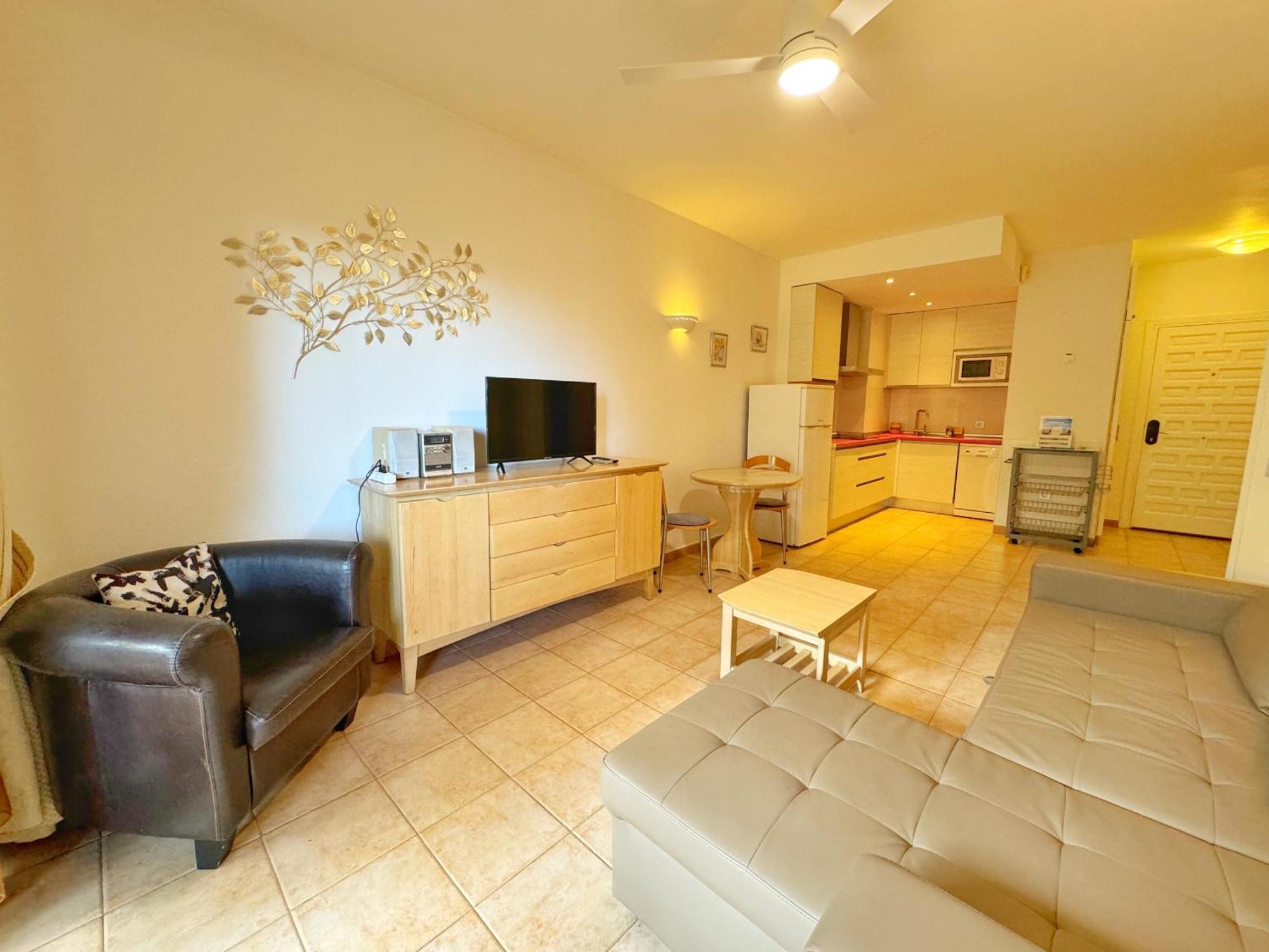 797 Holiday Rentals- Precioso Piso Con Vistas Al Jardin En Benalbeach بينالماذينا المظهر الخارجي الصورة